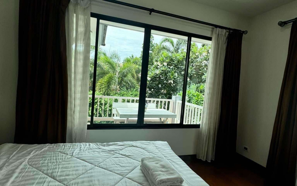 ปล่อยเช่ารายปี บ้าน Pool Villa 2 ชั้น พัทยาเหนือ 4 ห้องนอน 4 ห้องน้ำ