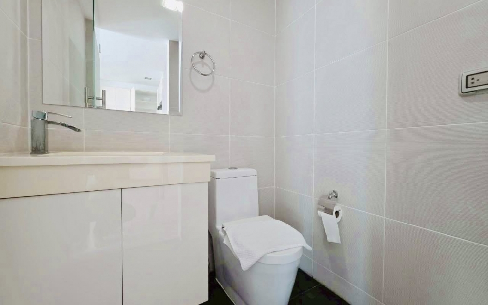 ขาย Club Royal Wongamat คลับ รอยัล วงศ์อมาตย์ 1 ห้องนอน วิวเมือง (2)