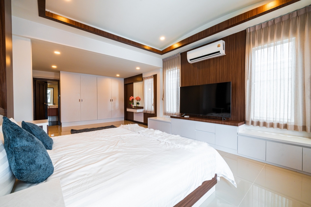 ขาย Pool Villa 2 ชั้น 5 ห้องนอน 5 ห้องน้ำ พัทยา (3)