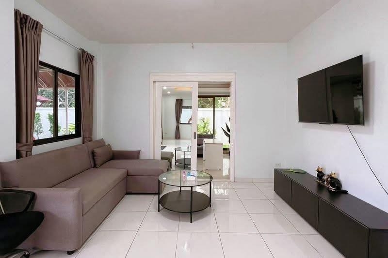 ขาย บ้าน Pool Villa ในหมู่บ้าน Royal View Village (3)