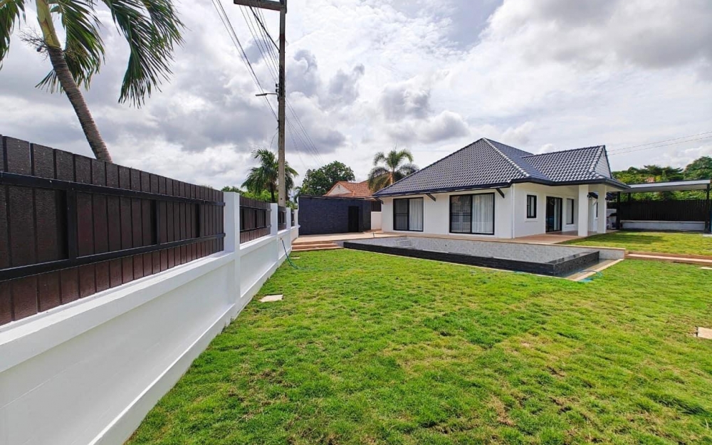 ขายบ้าน Pool Villa 4 ห้องนอน 3 ห้องน้ำ สยามคันทรีคลับ