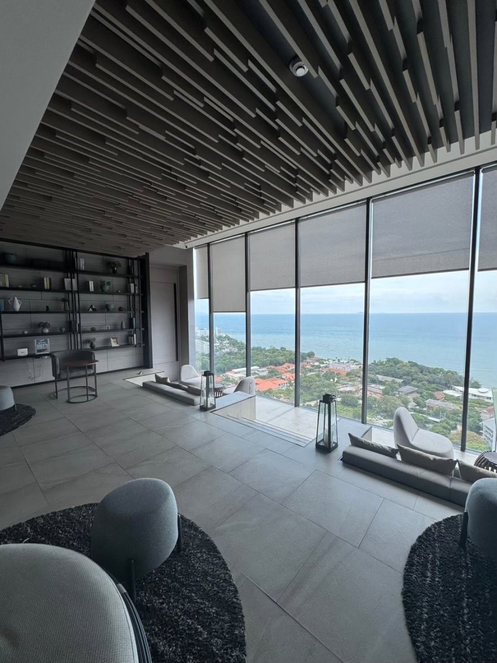 ปล่อยเช่า Andromeda Condominium Pratumnak พระตำหนัก