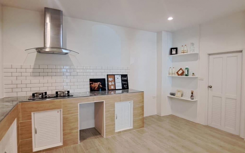 ให้เช่า บ้านเดี่ยว 2 ชั้น 3 ห้องนอน 2 ห้องน้ำ ซอยสยามคันทรีคลับ