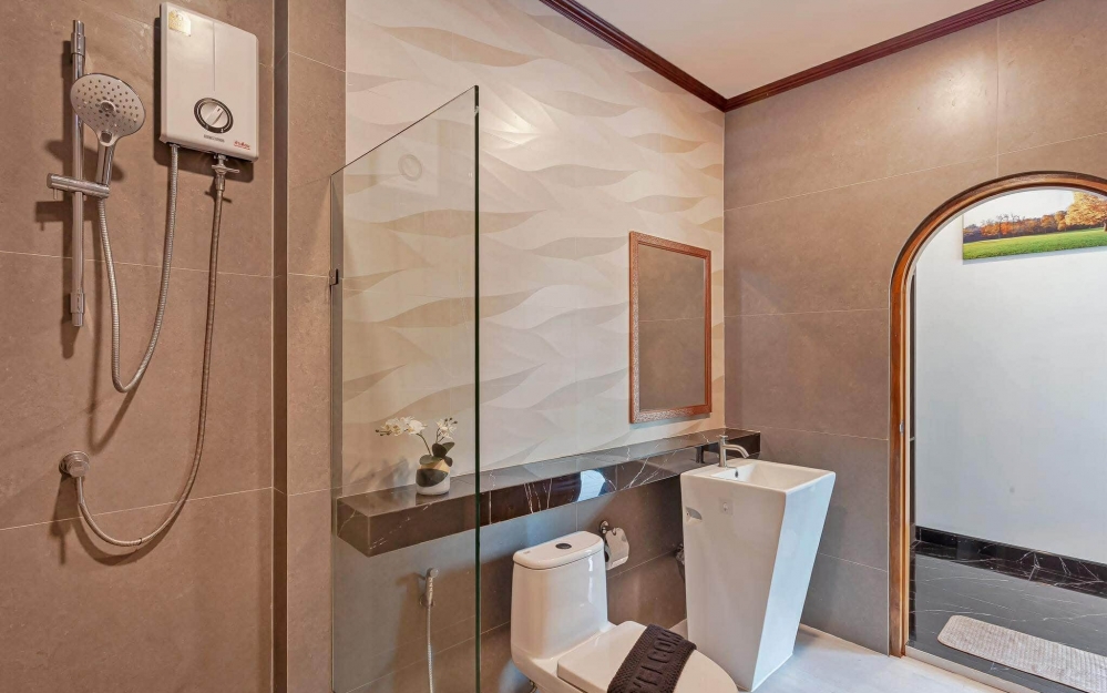 ให้เช่าพูลวิลล่า 5 ห้องนอน 6 ห้องน้ำ พัทยา