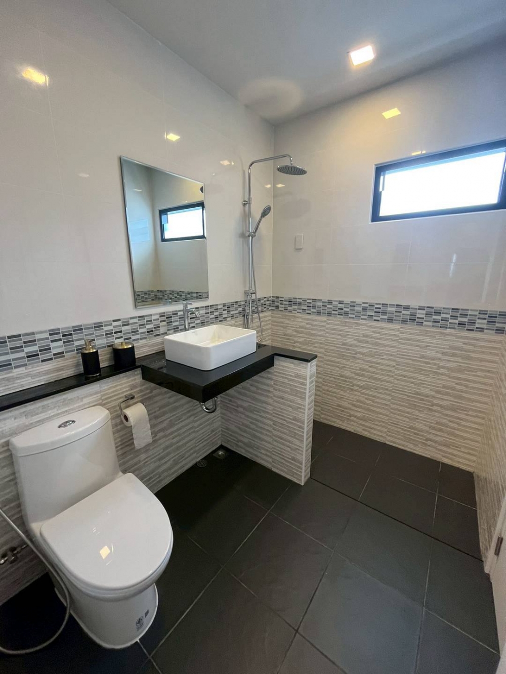 ขาย Pool Villa ชั้นเดียว 4 ห้องนอน 3 ห้องน้ำ ซอยสยาม (2)