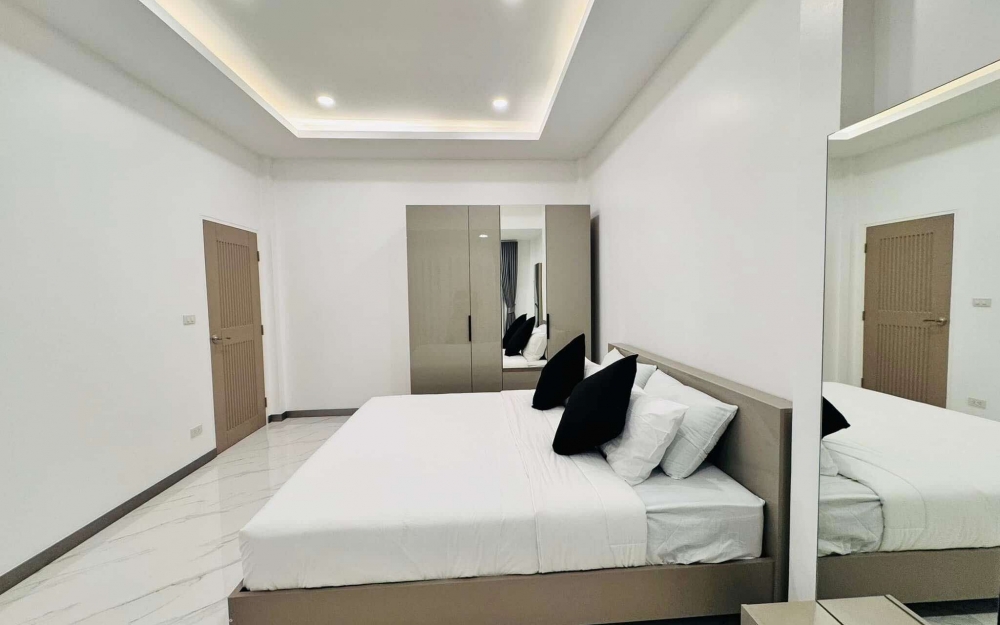 ขายบ้าน Pool Villa ชั้นเดียว 4 ห้องนอน 5 ห้องน้ำ จอมเทียน(2)