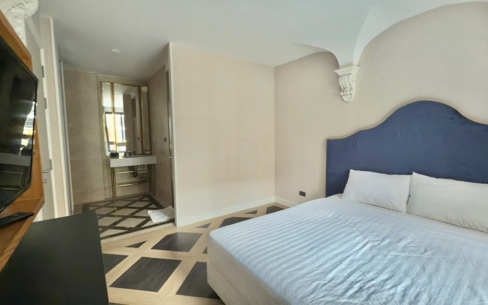 ให้เช่า Espana จอมเทียน 2 ห้องนอน วิวสระน้ำ (2)