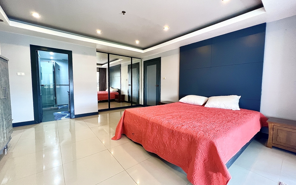 ขาย PKCP Tower Pattaya พีเคซีพี คอนโดมีเนียม พัทยา 3 ห้องนอน วิวสระ (2)