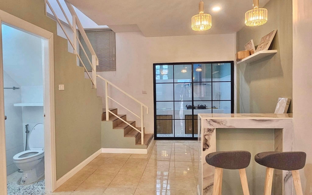 ขายทาวน์โฮม 2 ชั้น 2 ห้องนอน 2 ห้องน้ำ ปัณณธร 3 พัทยา (2)