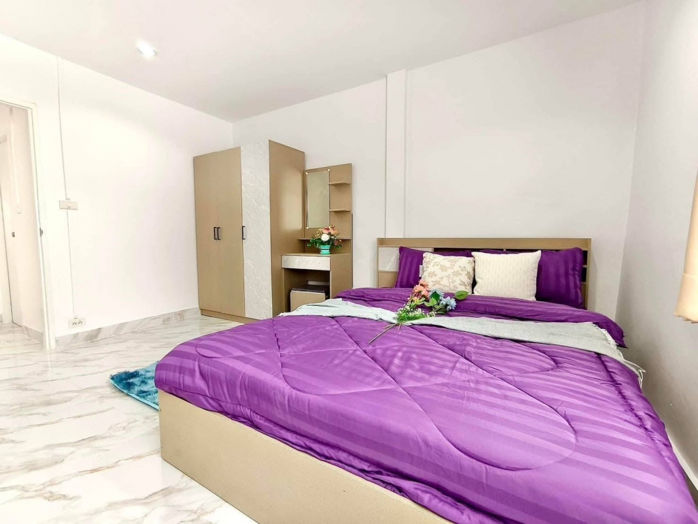 ขาย Town House 2 ชั้น 2 ห้องนอน 2 ห้องน้ำ พัทยาเหนือ (2)