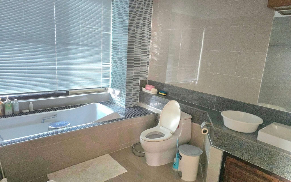 ให้เช่า Goldensand Beachside Condominium 3 ห้องนอน จอมเทียน