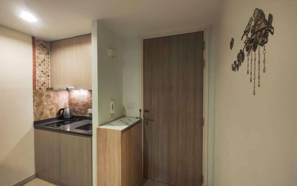 ขายพร้อมผู้เช่า Unixx South Pattaya พัทยาใต้ Studio ชั้น 10 วิวเมือง (3)