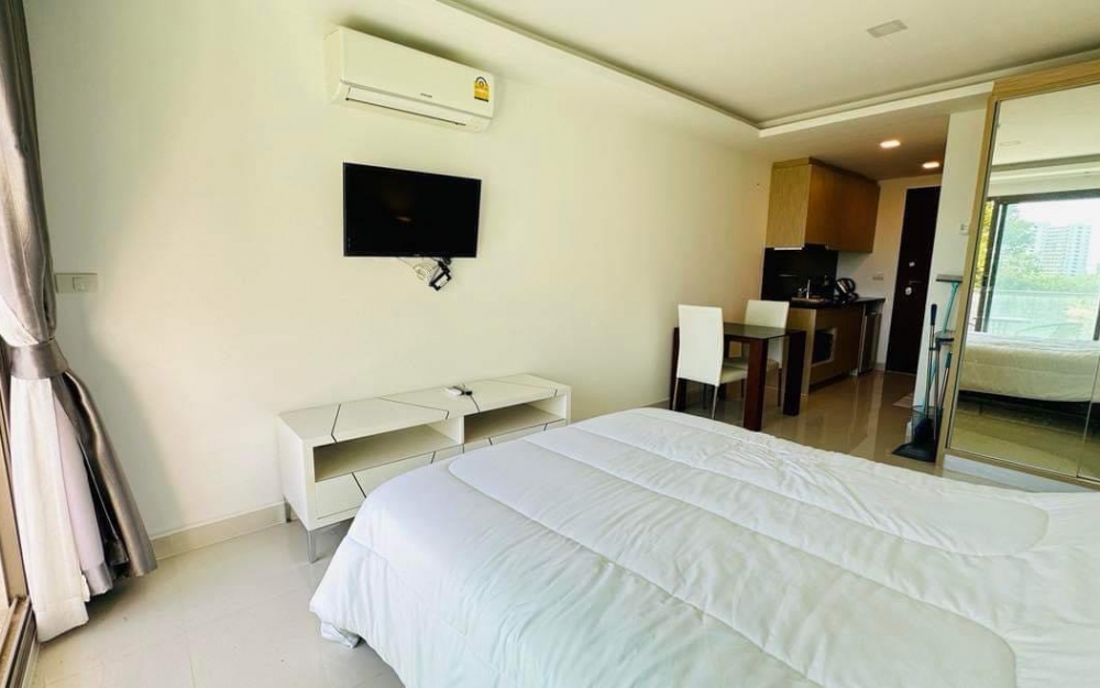 ปล่อยเช่า Laguna Beach 3 จอมเทียน สตูดิโอ ชั้น 4 วิวสระ ติดเจ้าของ