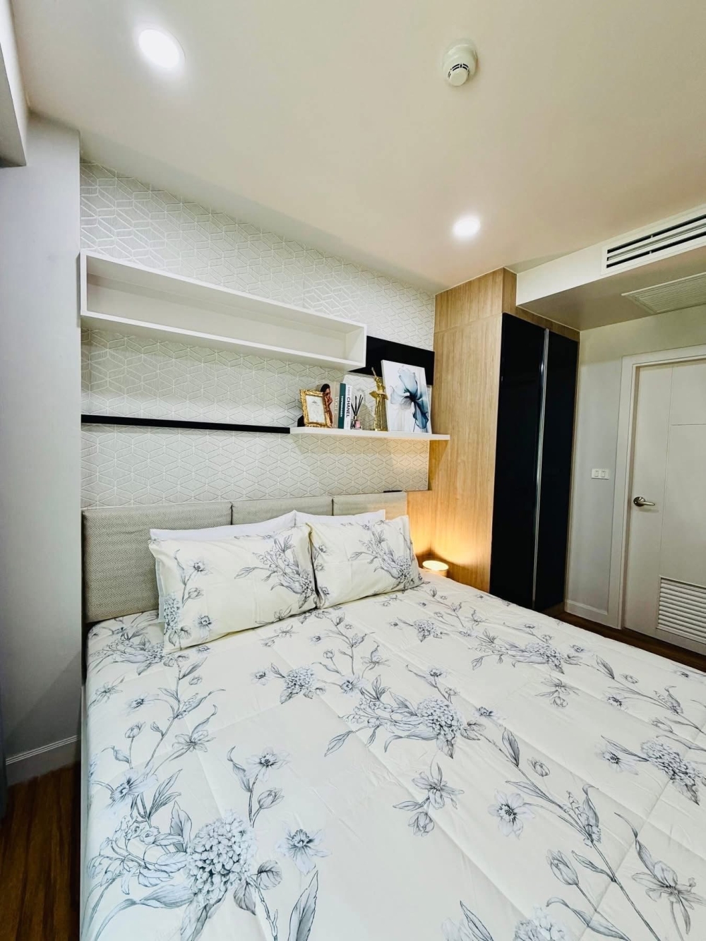 ขาย ดุสิต แกรนด์ ปาร์ค จอมเทียน 1 ห้องนอน (2)