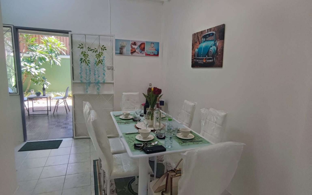 ให้เช่าทาวน์เฮ้าส์ 2 ห้องนอน ซอยบุญสัมพันธ์