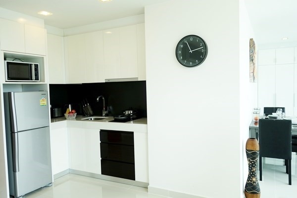 ขาย Club Royal Wongamat คลับ รอยัล วงศ์อมาตย์ 1 ห้องนอน วิวเมือง (2)