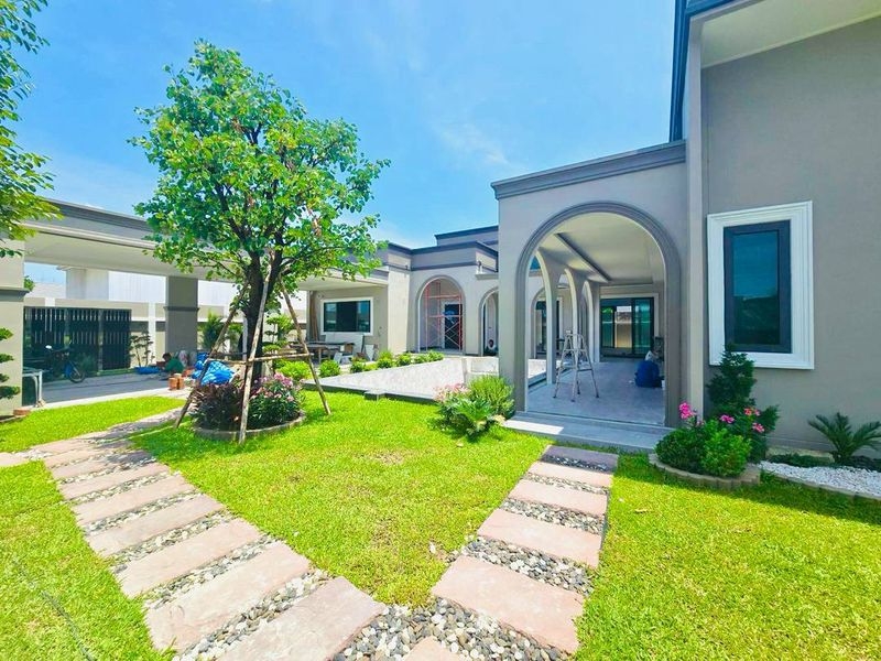 ขาย Pool Villa 4 ห้องนอน 5 ห้องน้ำ พัทยา (3)