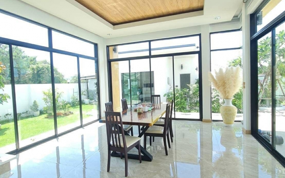 ขาย Pool Villa 3 ห้องนอน บางเสร่ (2)