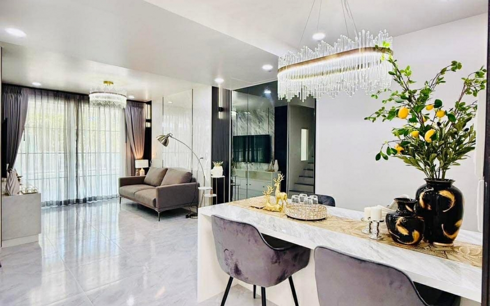 ให้เช่า ทาวน์โฮม 3 ห้องนอน เขาน้อย