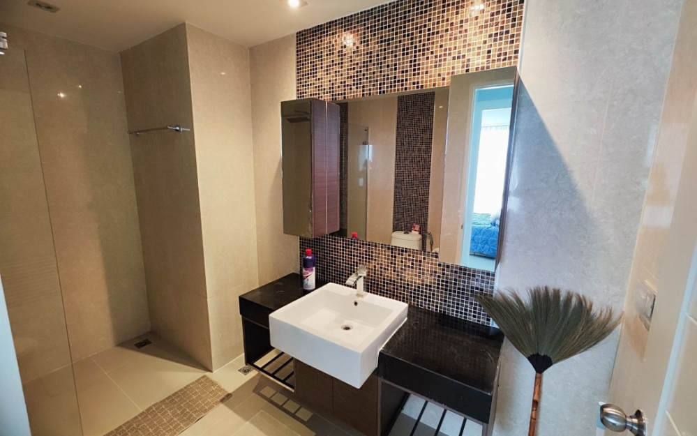 ปล่อยเช่า The View Cozy Beach พระตำหนัก 1 ห้องนอน ชั้น 15 วิวภูเขา ติดเจ้าของ