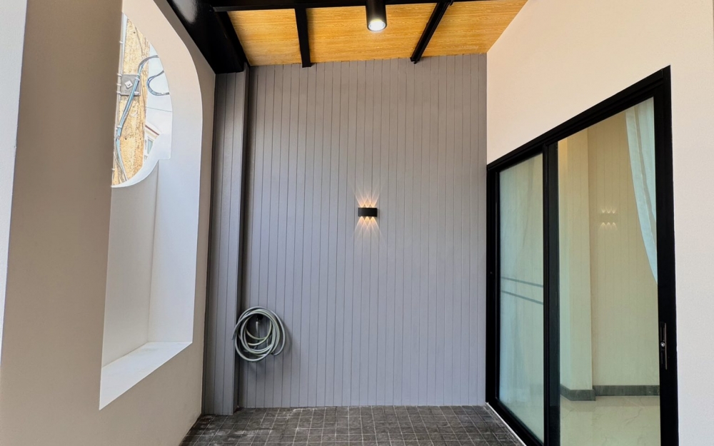 ขายทาวน์โฮม 2 ห้องนอน 2 ห้องน้ำ พัทยาติดสุขุมวิท (2)