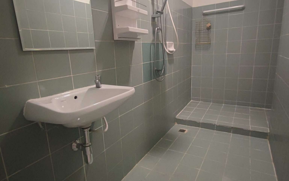 ให้เช่าทาวน์เฮ้าส์ 2 ห้องนอน ซอยบุญสัมพันธ์