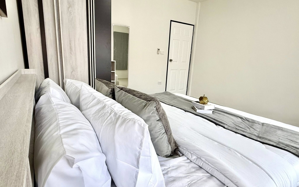 ขายทาวน์เฮ้าส์ 2 ชั้น 2 ห้องนอน 2 ห้องน้ำ ถนนสุขุมวิท (2)