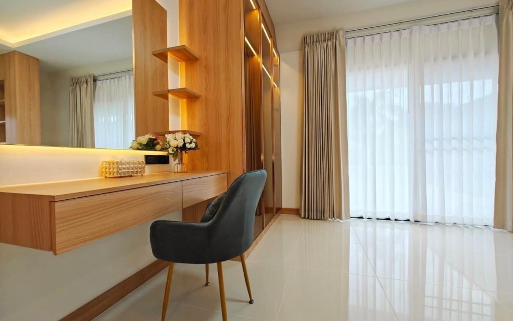 ขายบ้าน Pool Villa 4 ห้องนอน 3 ห้องน้ำ สยามคันทรีคลับ