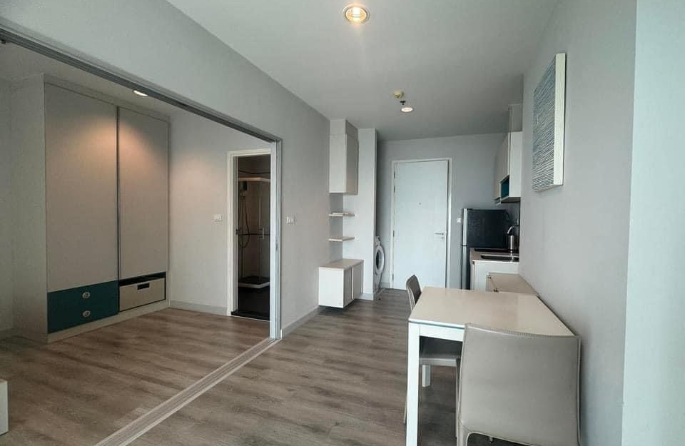 ขายพร้อมผู้เช่า Centric Sea พัทยากลาง 1 ห้องนอน ชั้น 19 วิวทะเล ติดเจ้าของ (3)