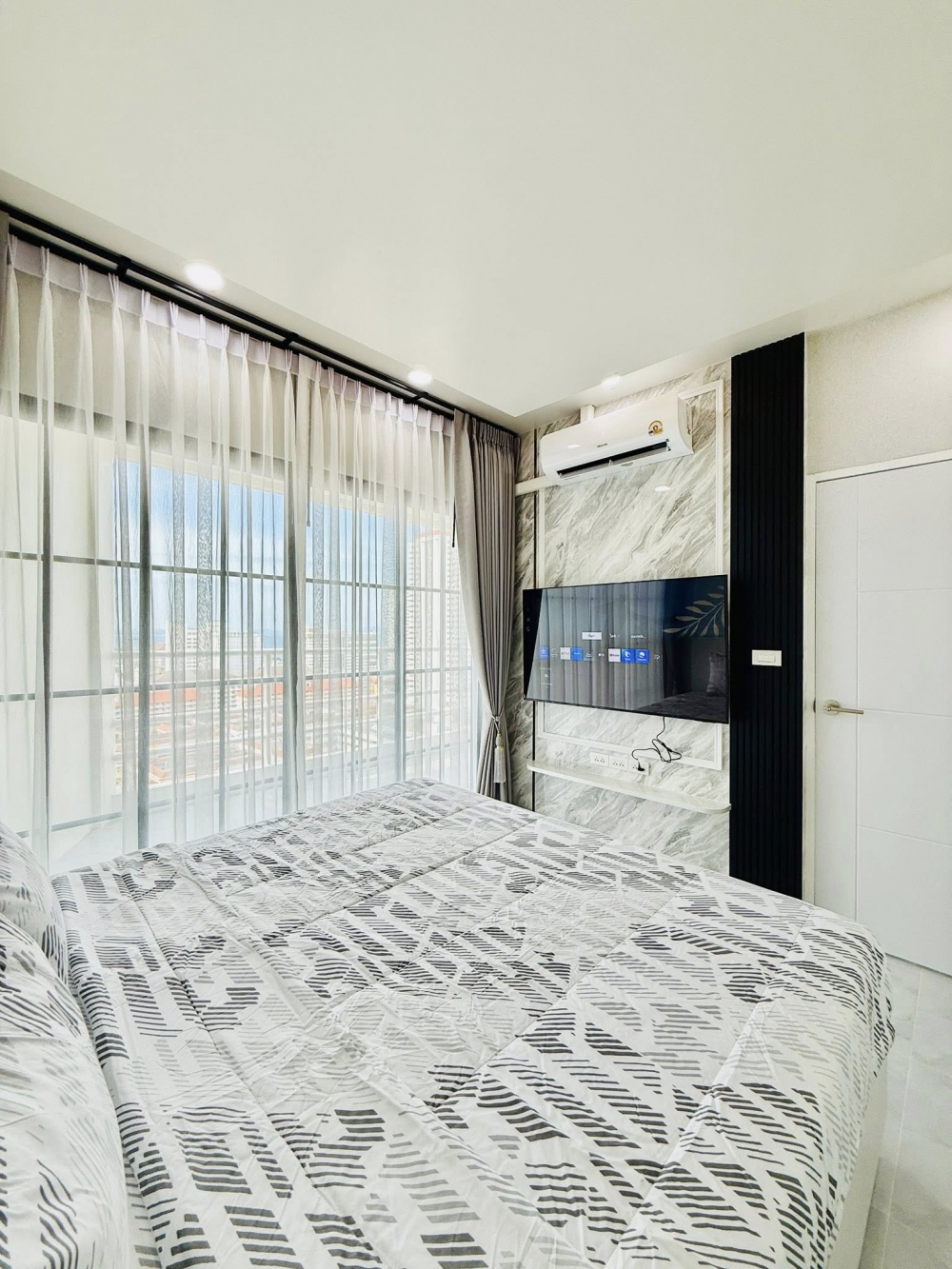 ขาย View Talay 5 Jomtien วิวทะเล 5 จอมเทียน 1 ห้องนอน วิวทะเล (2)