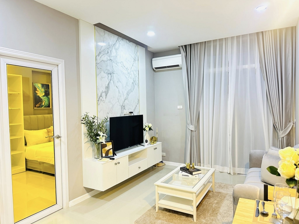 ขาย CC Condo Central Pattaya ซีซีคอนโด พัทยากลาง 1 ห้องนอน วิวสระ (2)