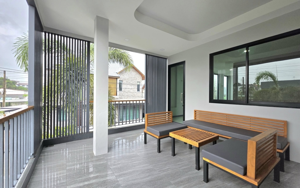 ขาย Pool Villa 2 ชั้น 4 ห้องนอน 5 ห้องน้ำ พัทยากลาง (1)