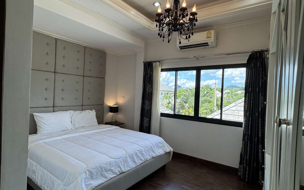 ให้เช่าพูลวิลล่า 3 ห้องนอน บ้านอำเภอ