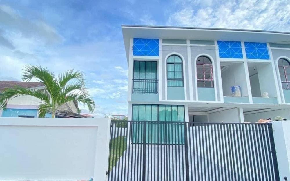 ขายบ้านทาวน์โฮม สไตล์ยุโรป 2 ชั้น 2 ห้องนอน 3 ห้องน้ำ ซ.สยามคันทรีคลับ ติดเจ้าของ