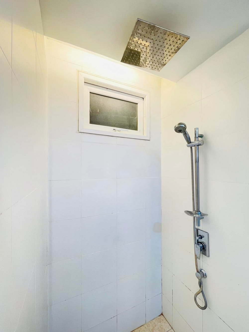 ขาย Atlantis Jomtien แอดแลนติส จอมเทียน 1 ห้องนอน วิวสระ (2)