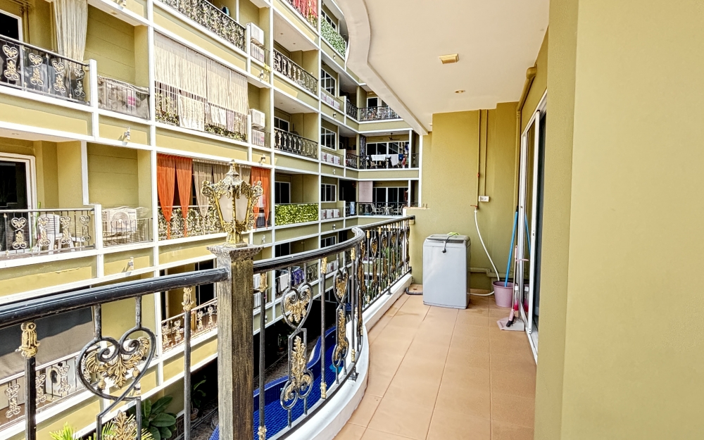 ขาย  Siam Oriental Twins Pratumnak สยาม โอเรียนทัล ทวินส์ พระตำหนัก Studio วิวสระ (2)