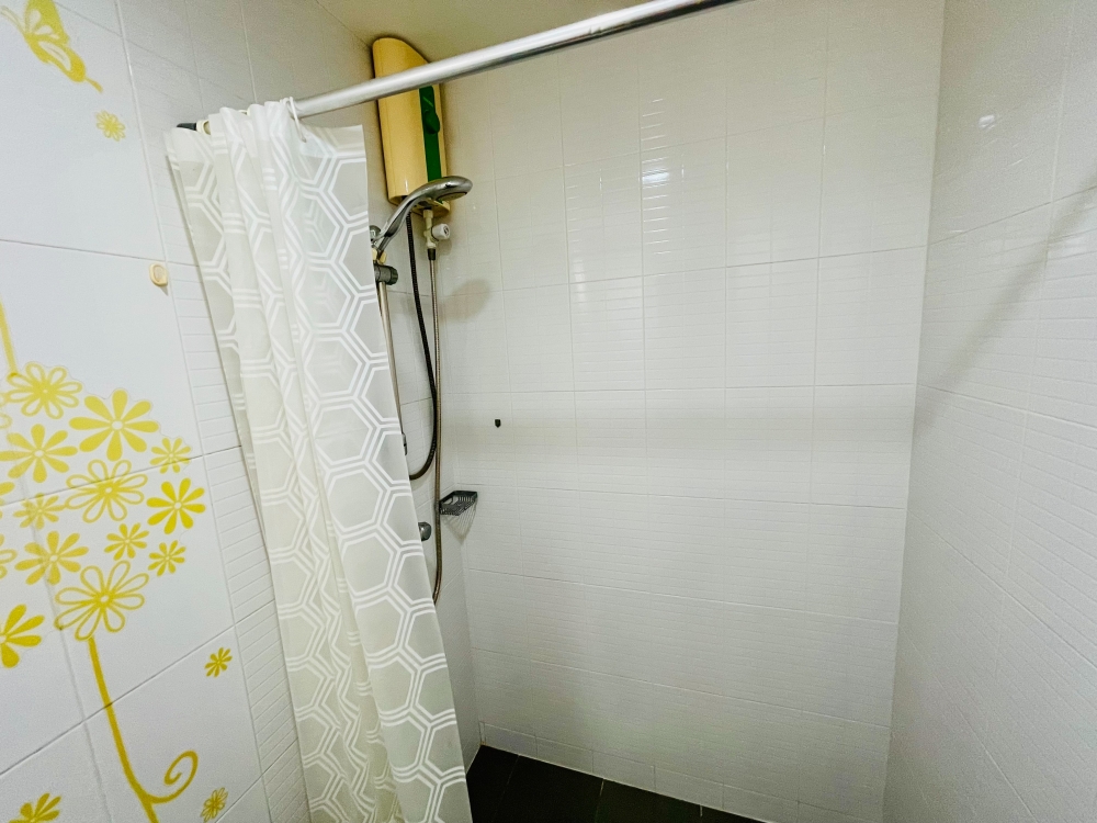 ปล่อยเช่า ลุมพินี สุขุมวิท-พัทยาเหนือ 1 ห้องนอน วิวทะเล