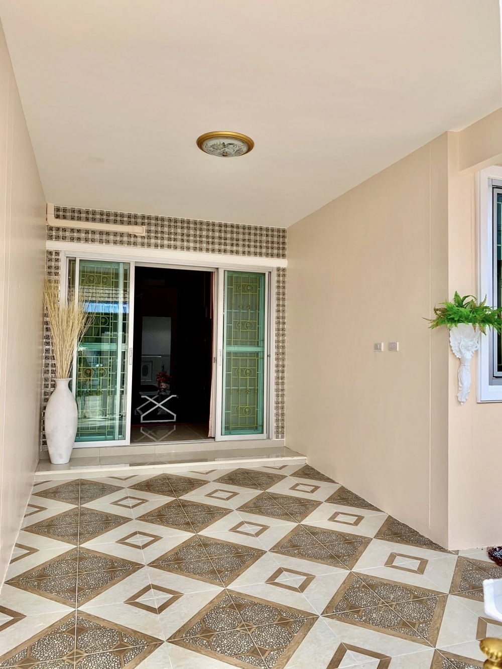 ขาย ทาวน์เฮ้าส์ 2 ห้องนอน 2 ห้องน้ำ เขาน้อย (2)