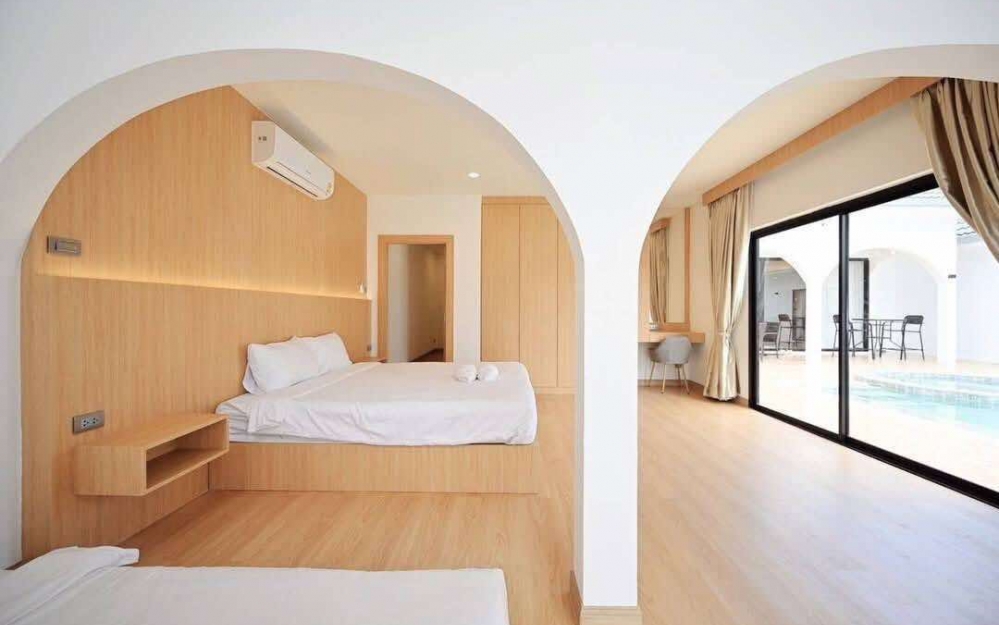 ขายพร้อมผู้เช่า Pool Villa 4 ห้องนอน ห้วยใหญ่ (3)