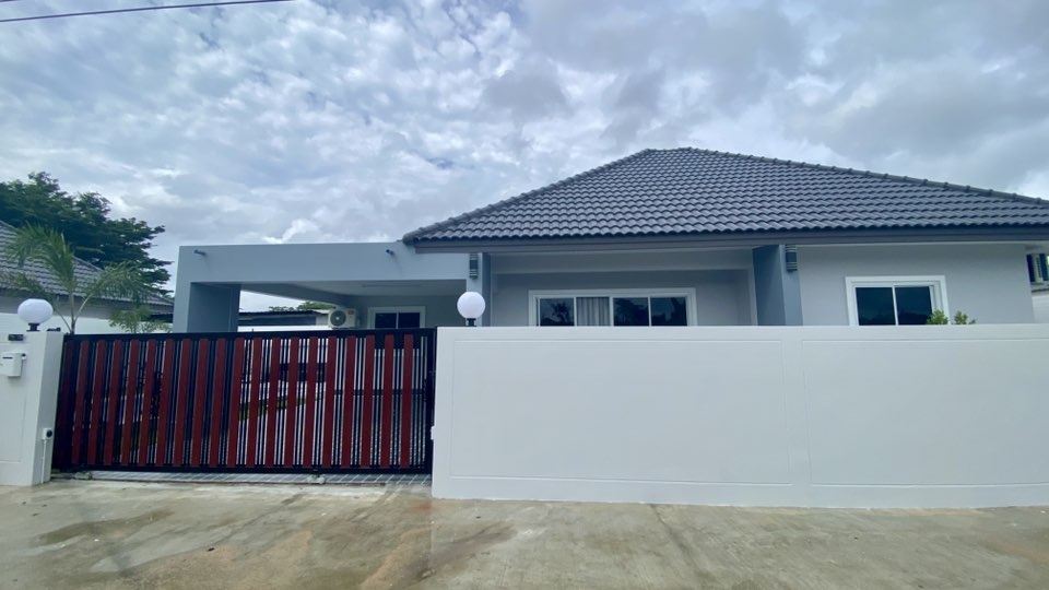 ขาย Pool Villa 3 ห้องนอน 2 ห้องน้ำ ห้วยใหญ่ (2)