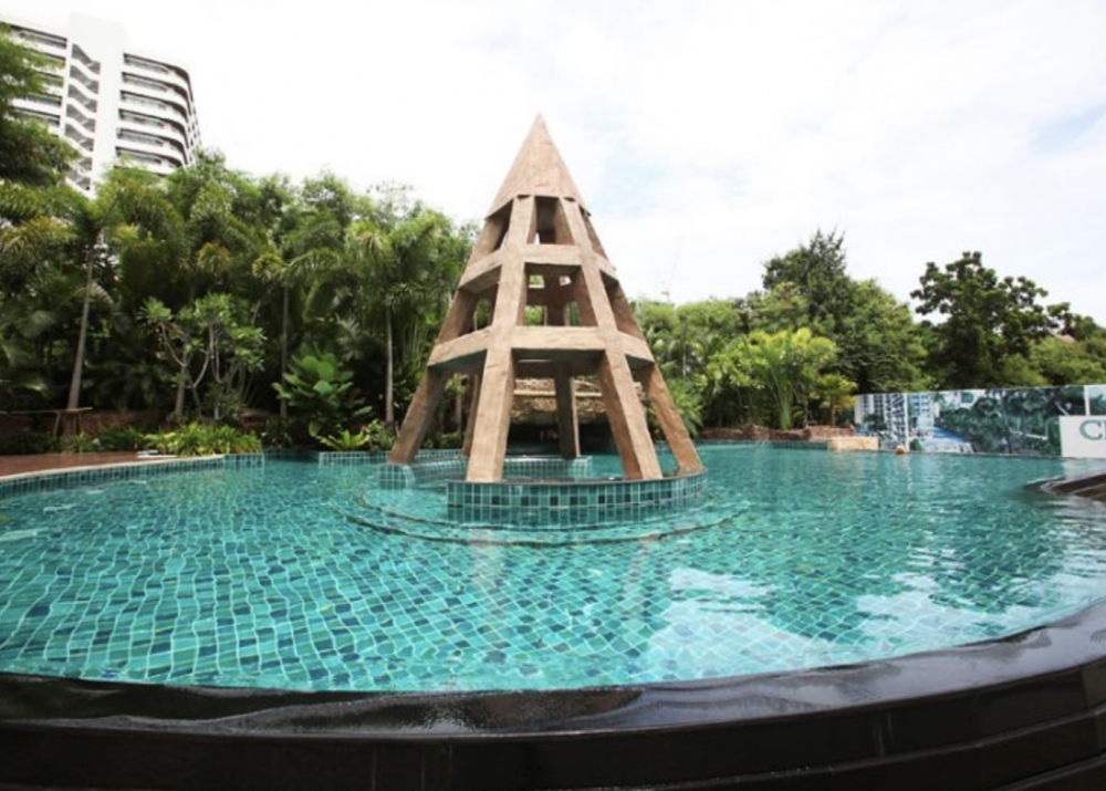 ขาย Club Royal Wongamat คลับ รอยัล วงศ์อมาตย์ 1 ห้องนอน วิวสระ (2)