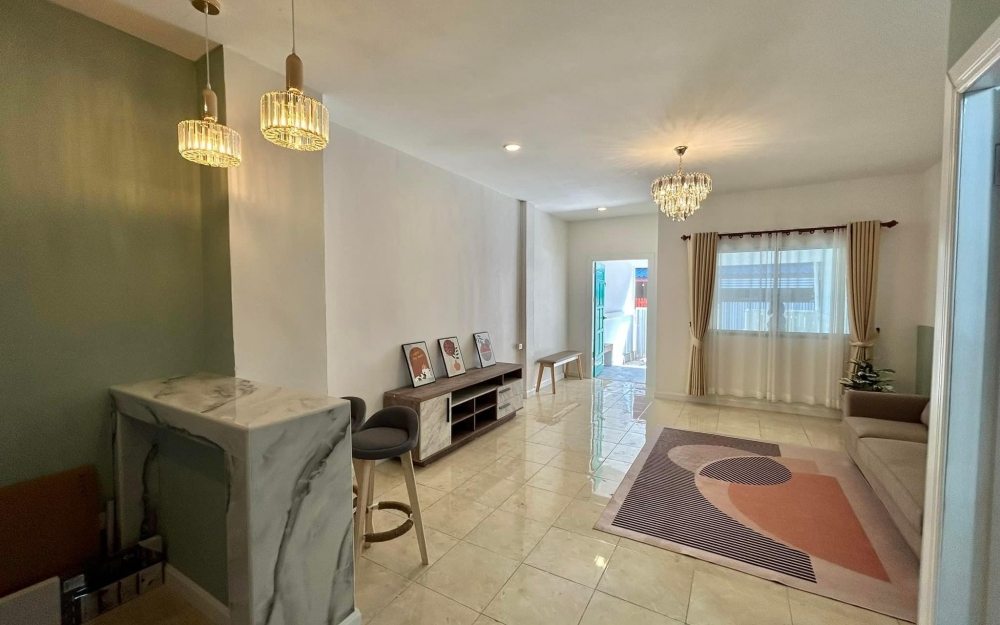 ขายทาวน์โฮม 2 ชั้น 2 ห้องนอน 2 ห้องน้ำ ปัณณธร 3 พัทยา (2)