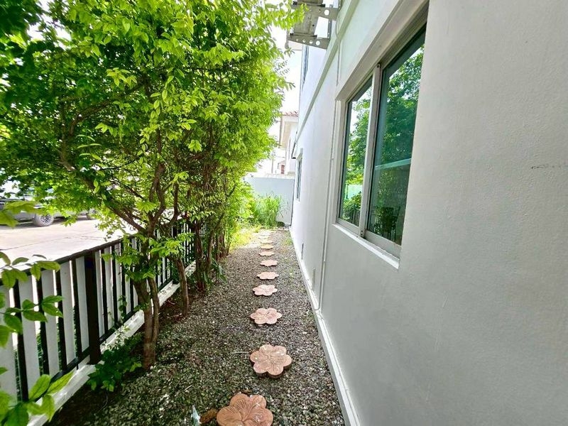 ขาย ทาวน์โฮม 2 ชั้น 3 ห้องนอน 2 ห้องน้ำ เขาน้อย