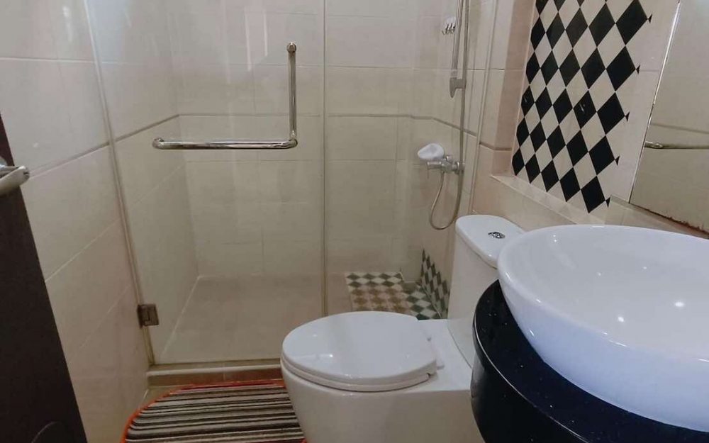 ให้เช่าพูลวิลล่า 3 ห้องนอน บ้านอำเภอ