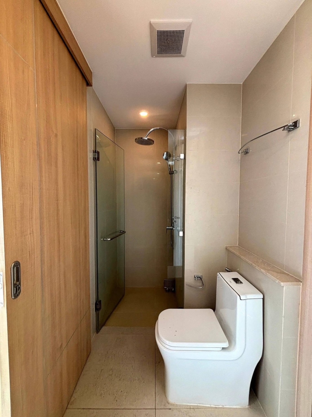 ให้เช่า Riviera จอมเทียน 1 ห้องนอน วิวทะเล