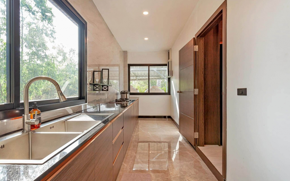 ให้เช่าพูลวิลล่า 5 ห้องนอน 6 ห้องน้ำ พัทยา