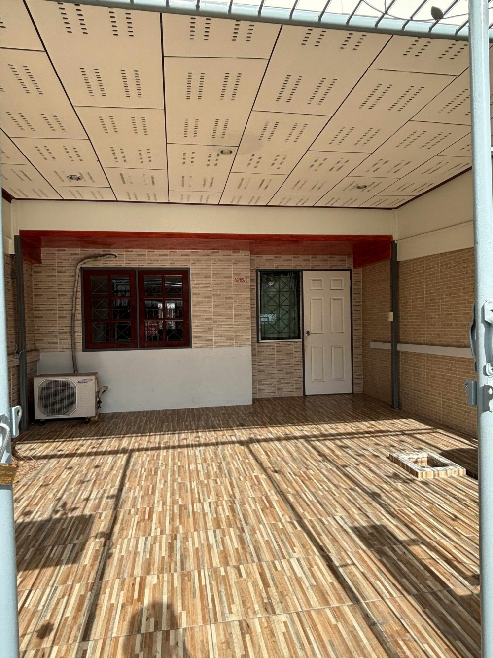 ขาย บ้านเดี่ยว 2 ห้องนอน 1 ห้องน้ำ เขาน้อย (2)