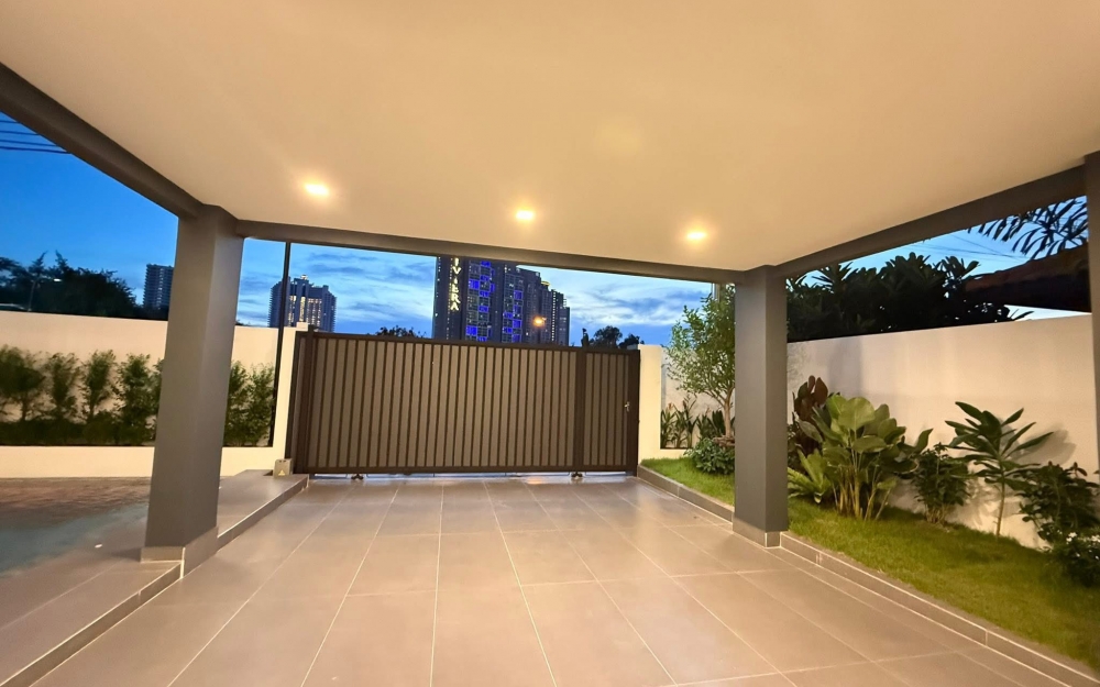 ขาย Pool Villa 2 ชั้น 6 ห้องนอน 7 ห้องน้ำ เอกมงคล ชัยพฤกษ์ 2 จอมเทียน (3)