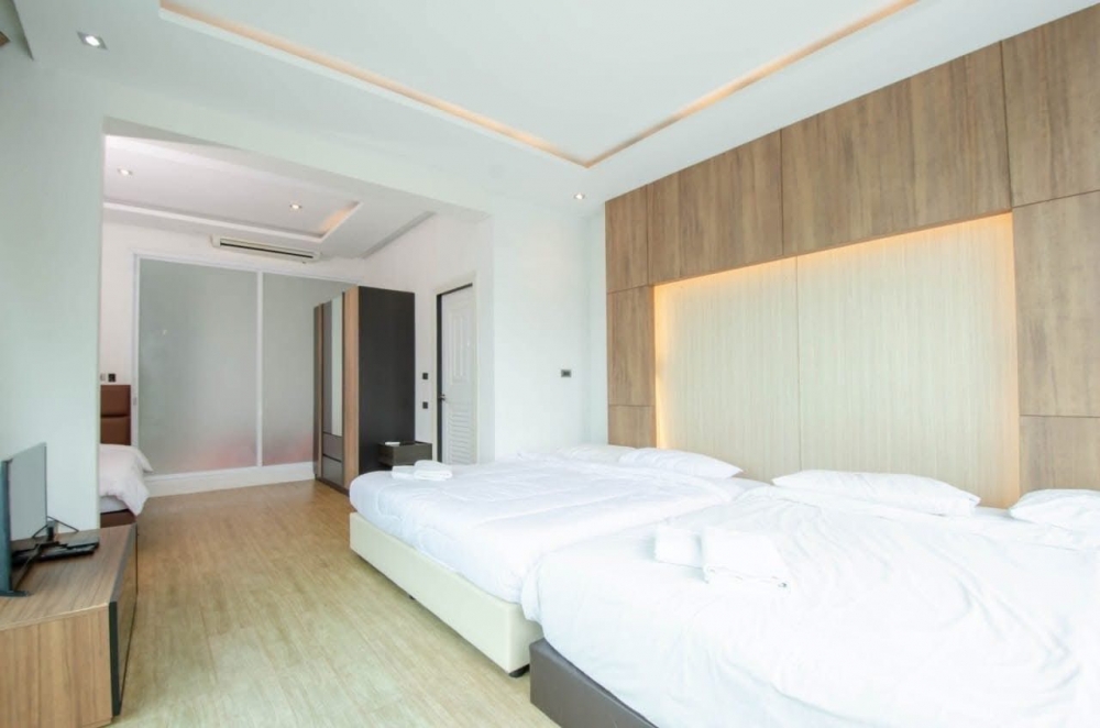 ให้เช่า Pool Villa 2 ชั้น 5 ห้องนอน 5 ห้องน้ำ จอมเทียน