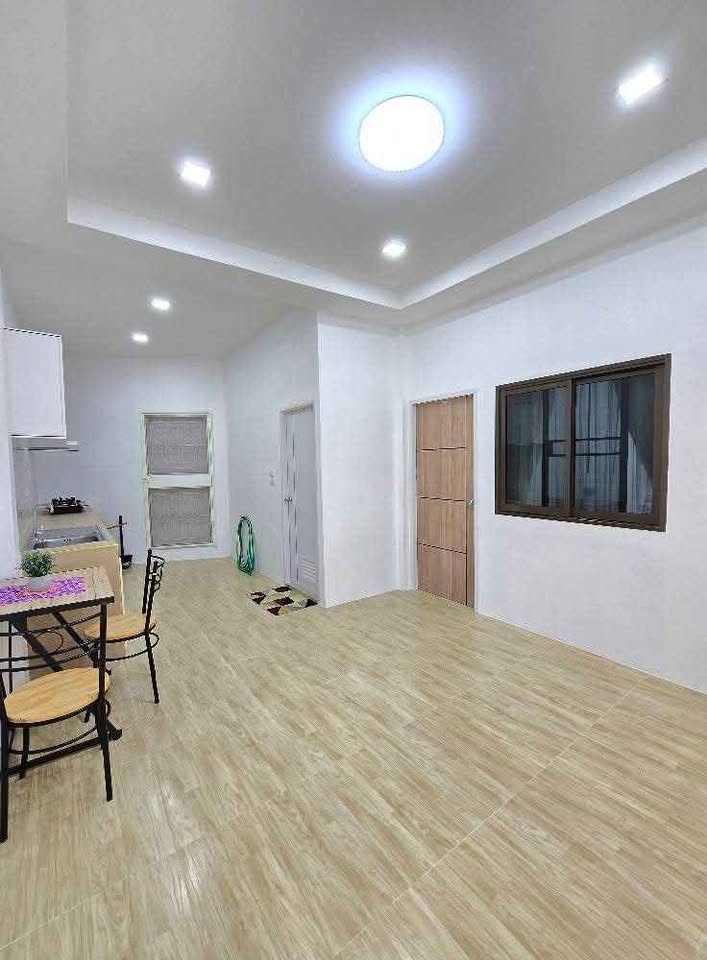 ขาย ทาวน์เฮ้าส์ 3 ห้องนอน 2 ห้องน้ำ พัทยา (2)